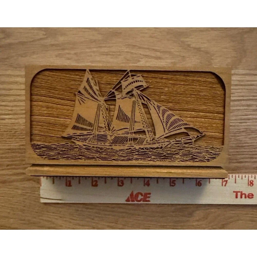 Lasercraft Napkin/Letter Holder Walnut 3 Mast Ship Laser Engraved American‎ VTG - Picture 3 of 6